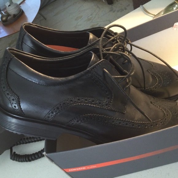 Brand New In Box Gorgeous Rockport Black Mens Wingtips - Picture 8 of 10